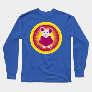 Little mouse gives you a heart Long Sleeve T-Shirt